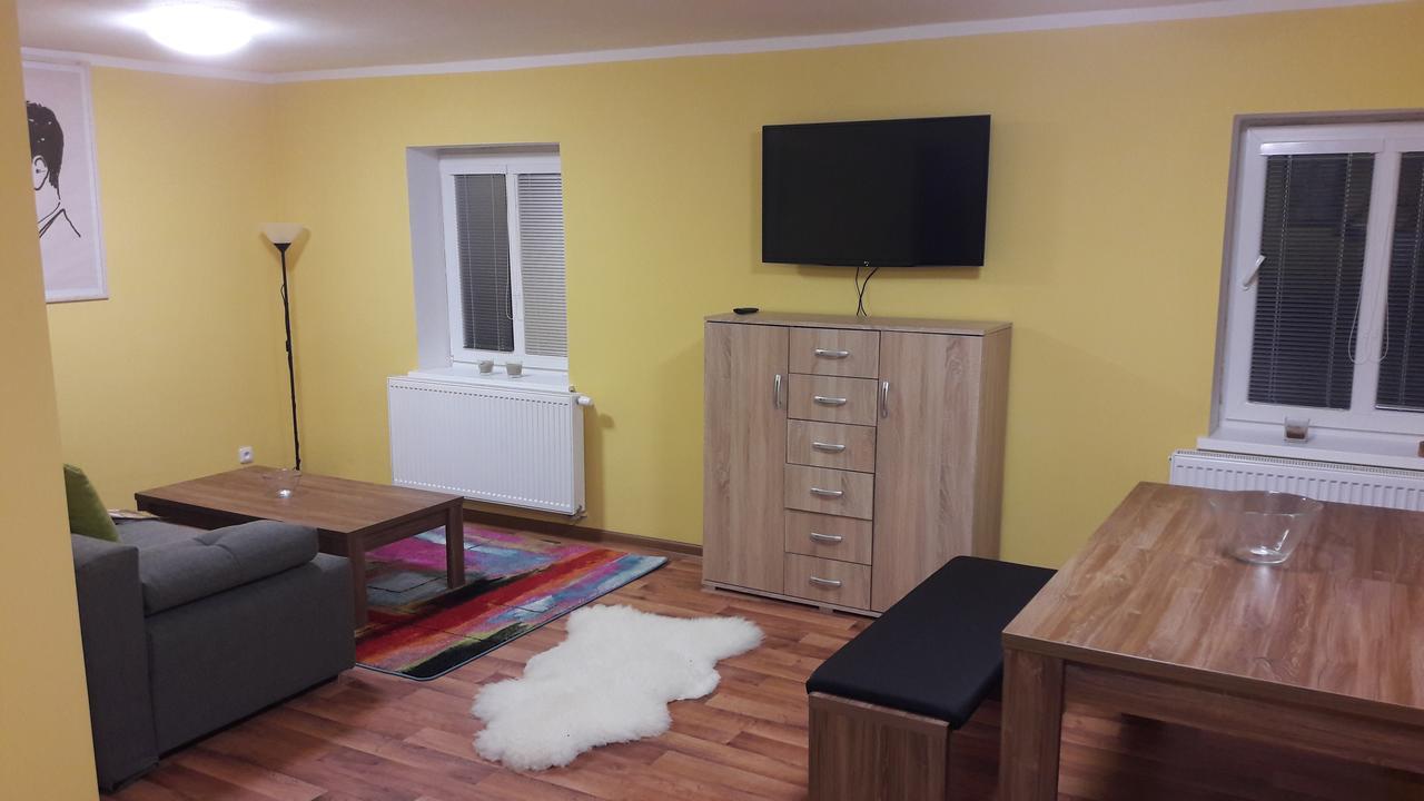 Penzion Snezenka Jiretin pod Bukovou Exterior foto