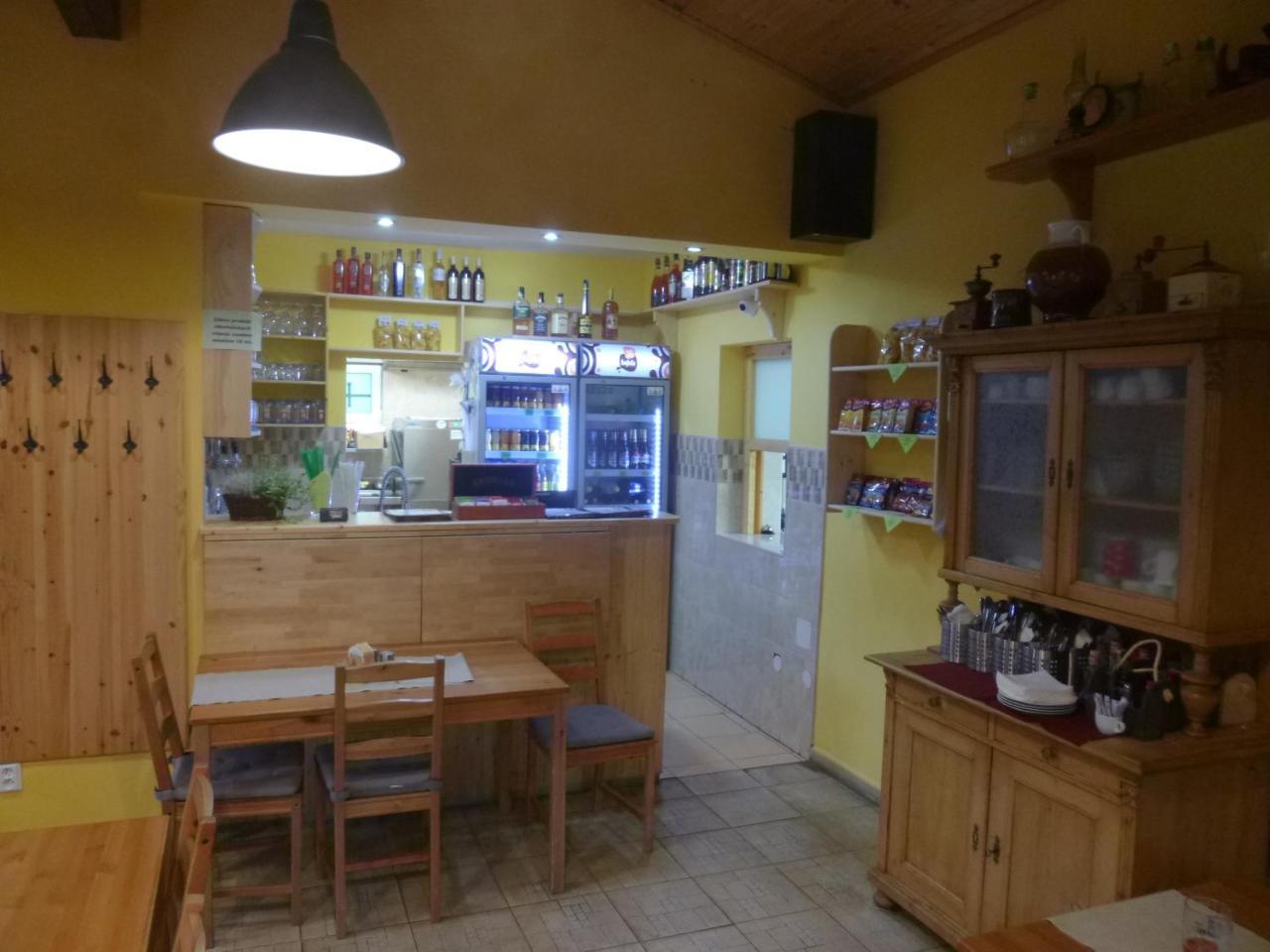 Penzion Snezenka Jiretin pod Bukovou Exterior foto