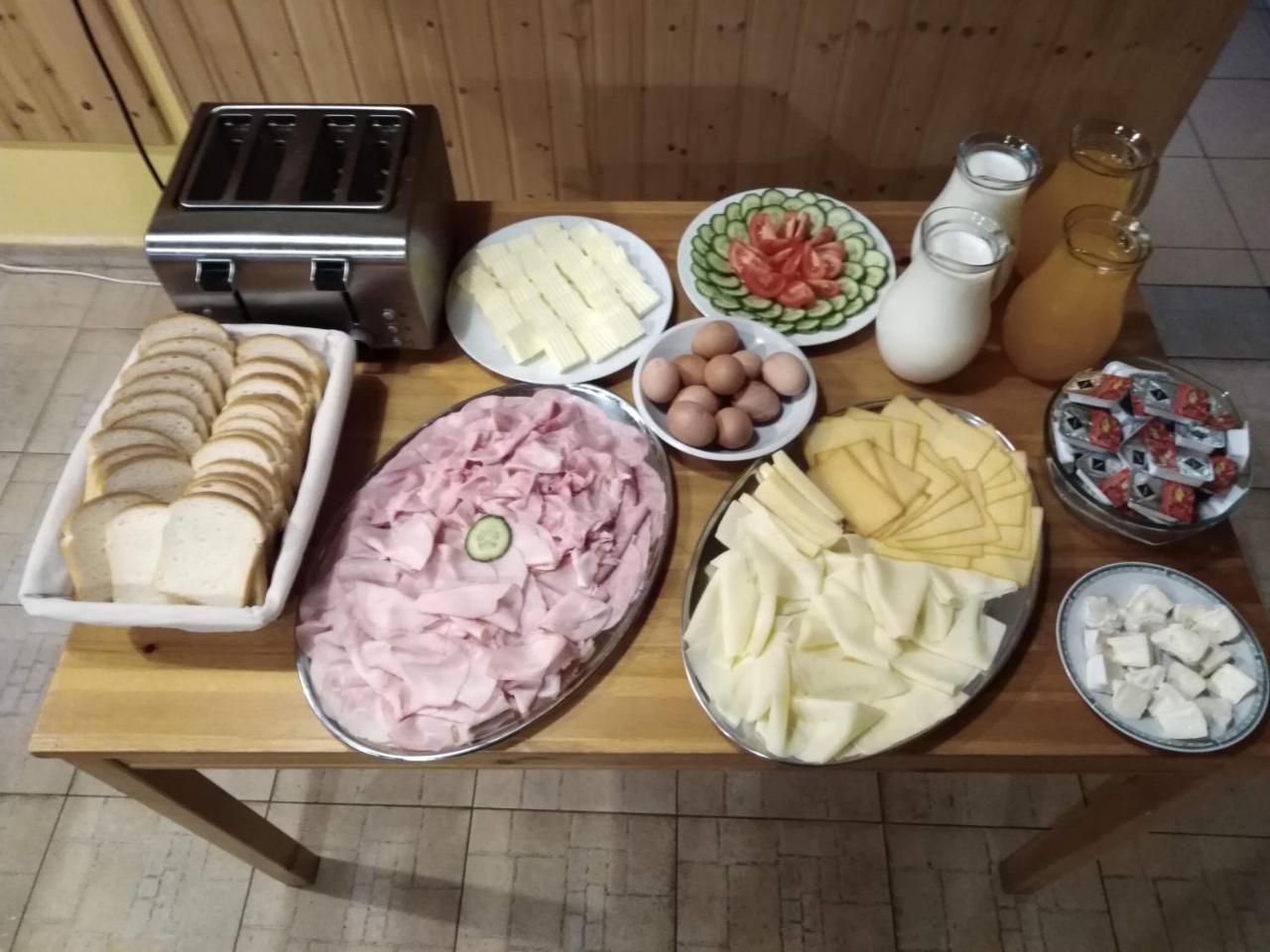 Penzion Snezenka Jiretin pod Bukovou Exterior foto